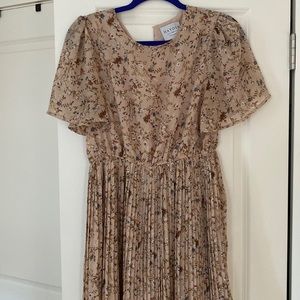 Maternity dress